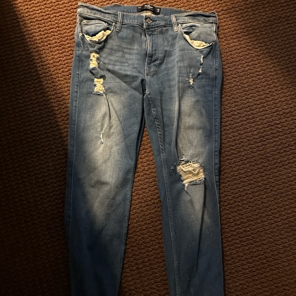 Hollister Ripped Skinny Jeans